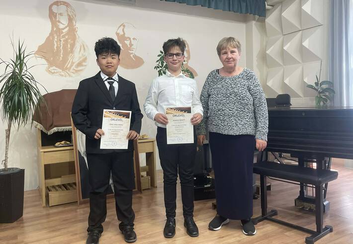 Zongor�n sz�letett dupla siker