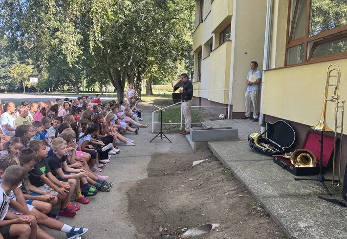 T�tszerdahelyen is bemutat�ztunk