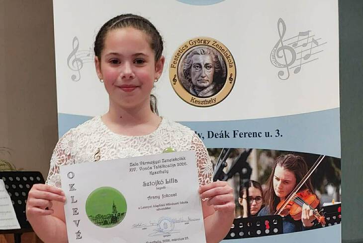 Aranyf�ny �s bronzcsillog�s